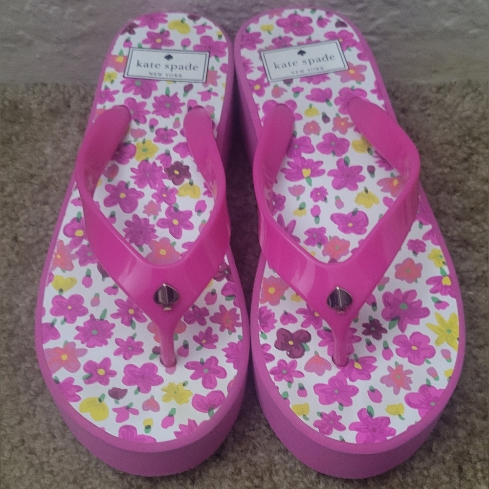 Kate Spade Pink Flip Flops Size 7